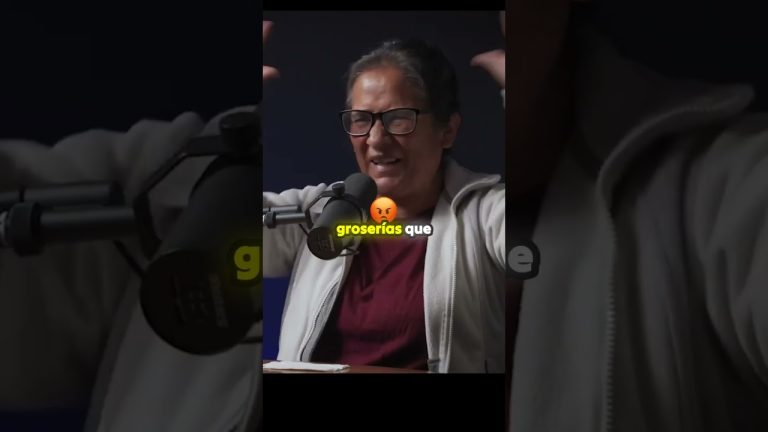 Mujer recibe desgarradora noticia: su hija falleció; dos zapatillas quedaron en la acera