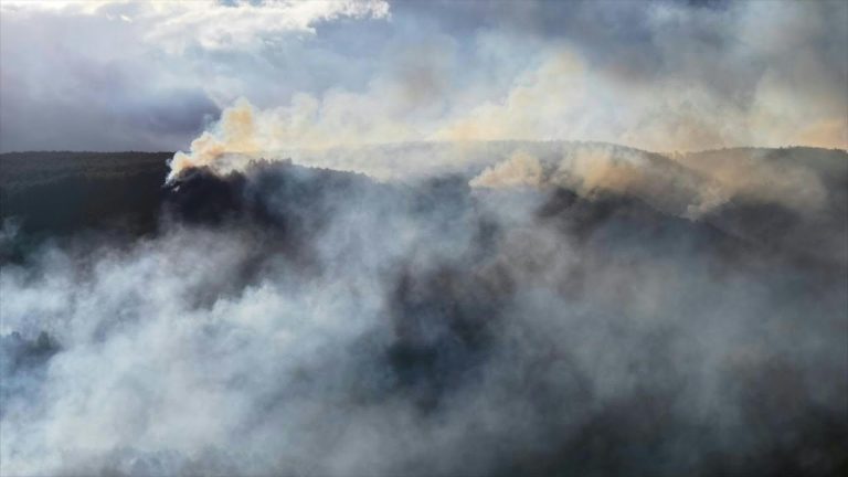 El gobierno de Chubut acusa a grupos mapuches de iniciar incendios tras amenazas de un líder indígena