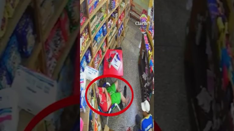 Ladrón con arma intenta asaltar un kiosco, charla con el empleado y se va sin robar