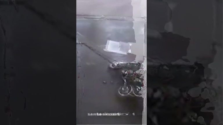 Confrontación violenta en una estación de servicio de Avellaneda entre fuerzas de seguridad, motoqueros y una trabajadora judicial