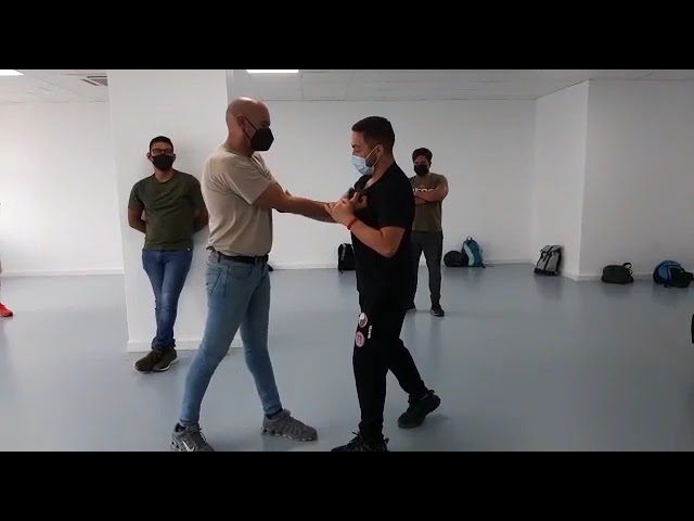 Guardias de seguridad agreden violentamente a un grupo en la entrada de un bar en Tucumán: “Seis personas los atacaron sin compasión