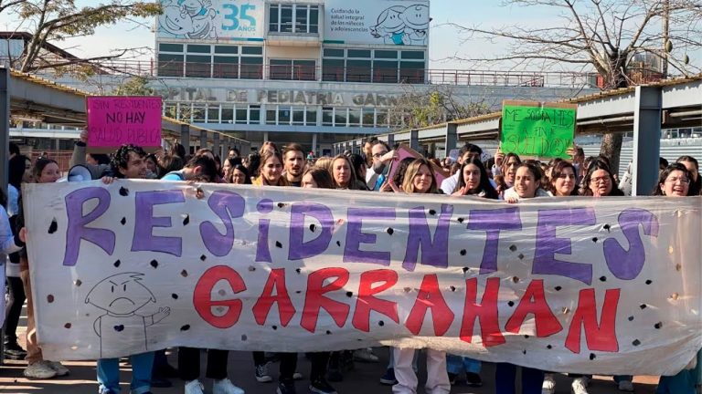 Continúa el paro en el hospital y el conflicto se intensifica