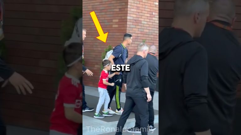 Joven china busca a su ídolo misterioso en estadios de fútbol en argentina