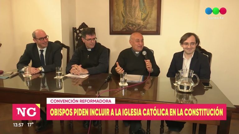 La constitución de Santa Fe incorpora referencia a la Iglesia católica.