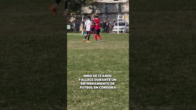 Tragedia en Córdoba: fallecen un adolescente de 13 años y un hombre de 57 durante un partido de fútbol