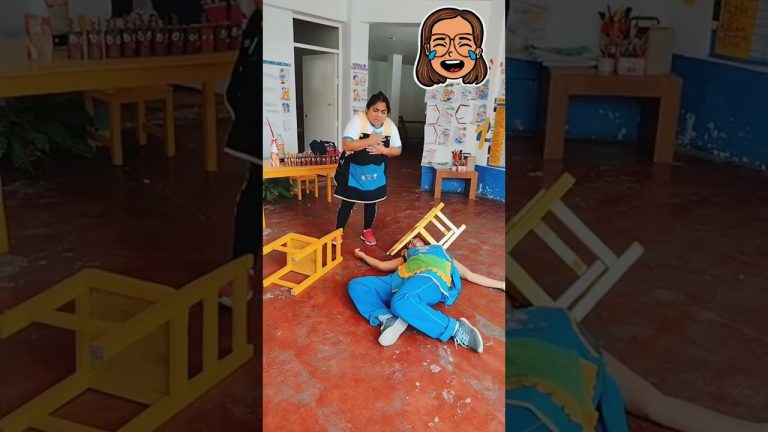 Una celebración diferente: maestros visitan el teatro y experimentan ser alumnos por un día.