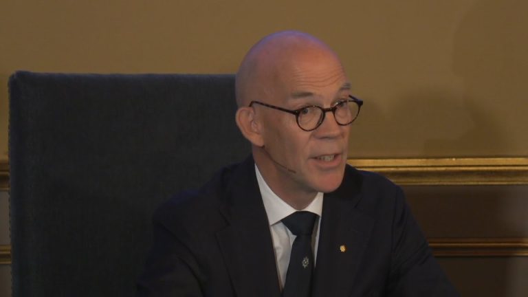 Galardón en Química a trío de investigadores por estructuras metalorgánicas: definición y aplicaciones