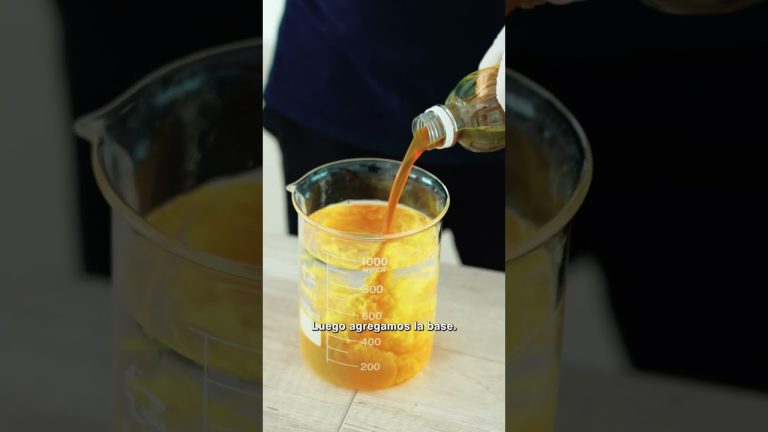 La ANMAT veta el comercio y uso de cierto tipo de limpiadores y desengrasantes