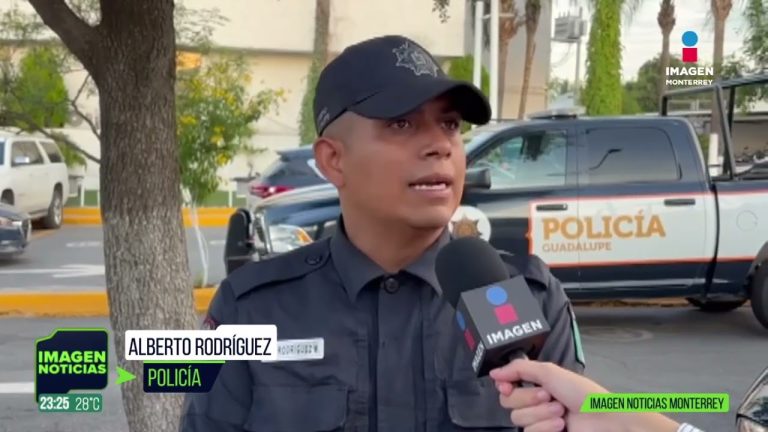 Incendio de vehículo policial en autopista provoca largas demoras y causa bajo investigación