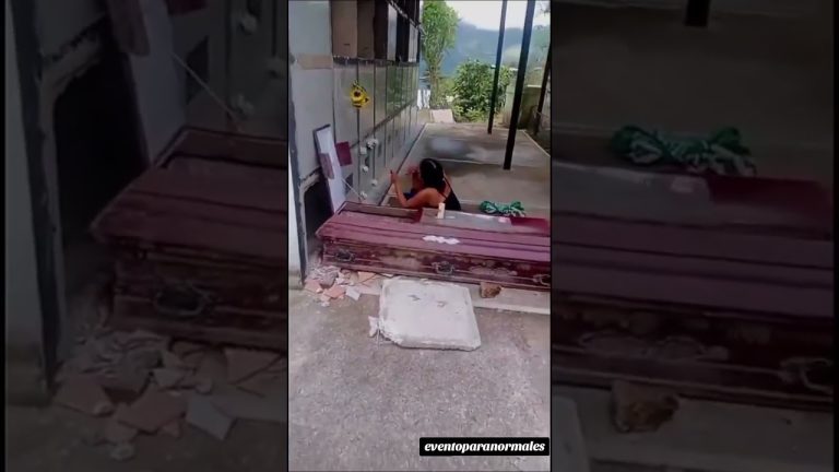 Regresaba del cementerio tras visitar la tumba de su esposo, sufri&oacute; un accidente en un puente y falleci&oacute; ahogada