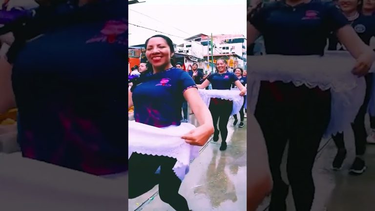 Un masivo carnaval discreto culmina con 50 mil asistentes