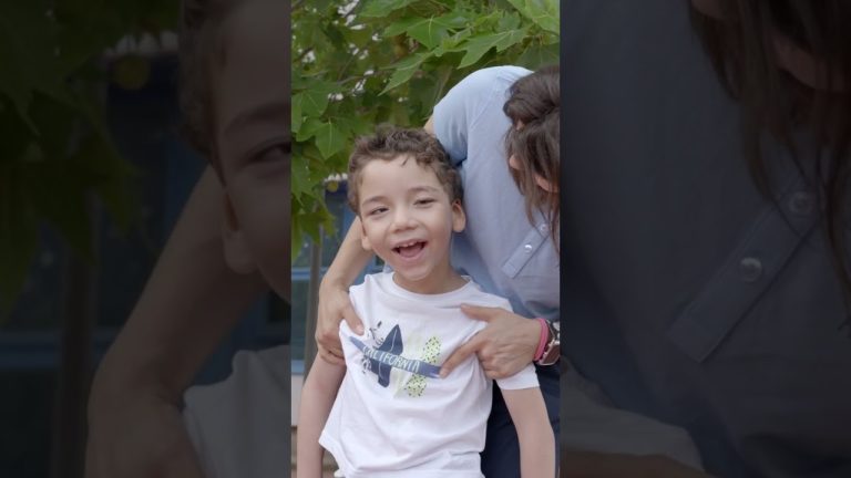 Un viaje transformador para un ni&ntilde;o con par&aacute;lisis cerebral en Flores