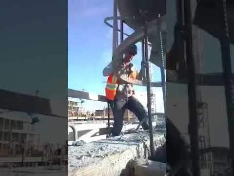 Trabajador sufre serias lesiones tras ca&iacute;da desde tercer nivel en una construcci&oacute;n