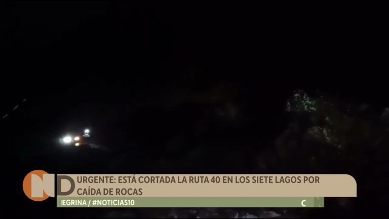 Desprendimiento de rocas bloquea el tráfico en la ruta de los Siete Lagos durante vacaciones en la Ruta 40