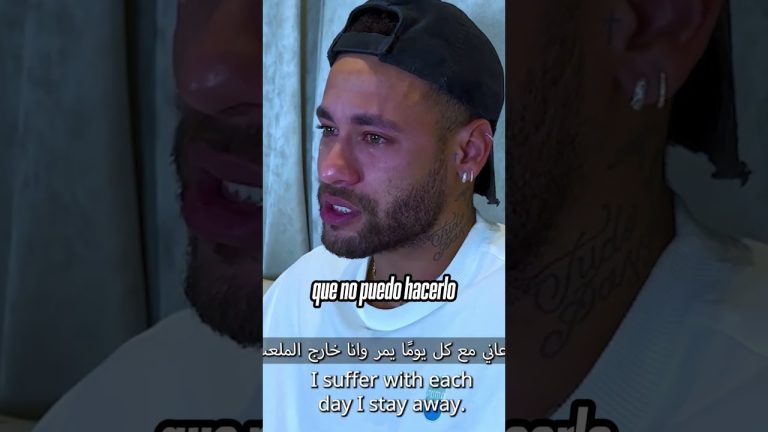Doctora colabora con niños internados en el Garrahan para llenar álbum del mundial: "Nadie cambia la de Messi".