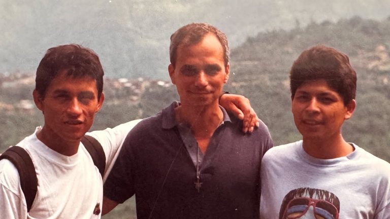 Descubren detalles inéditos de la vida de Robert Prevost antes de ser papa León XIV